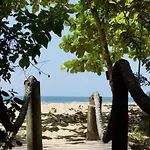 Hostel Tropico De Capricornio - Praia Vermelha Do Norte